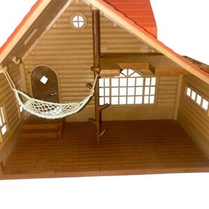 CALICOCRITTER -Epoch Sylvanian Families Calico Critters Lakeside Lodge Log Cabin